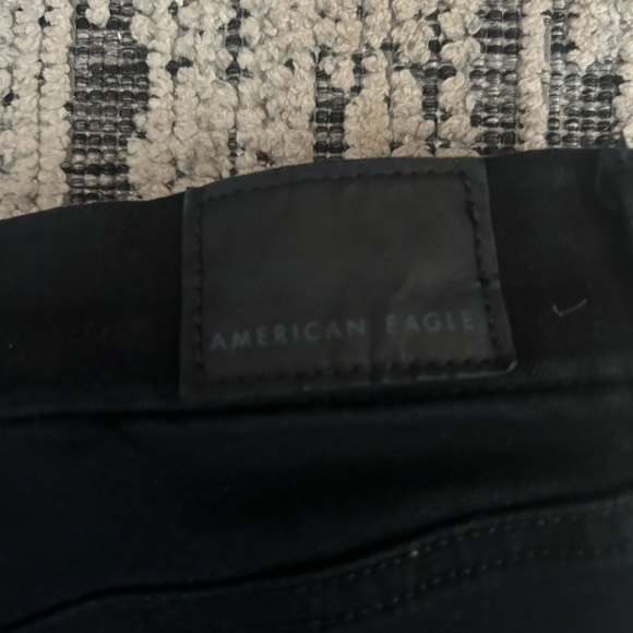 American Eagle Curvy High Rise Ripped Jeans - Picture 3 of 4